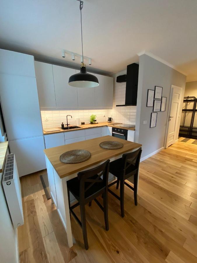 Komfortowy Apartament Z Parkingiem วรอตซวาฟ ภายนอก รูปภาพ