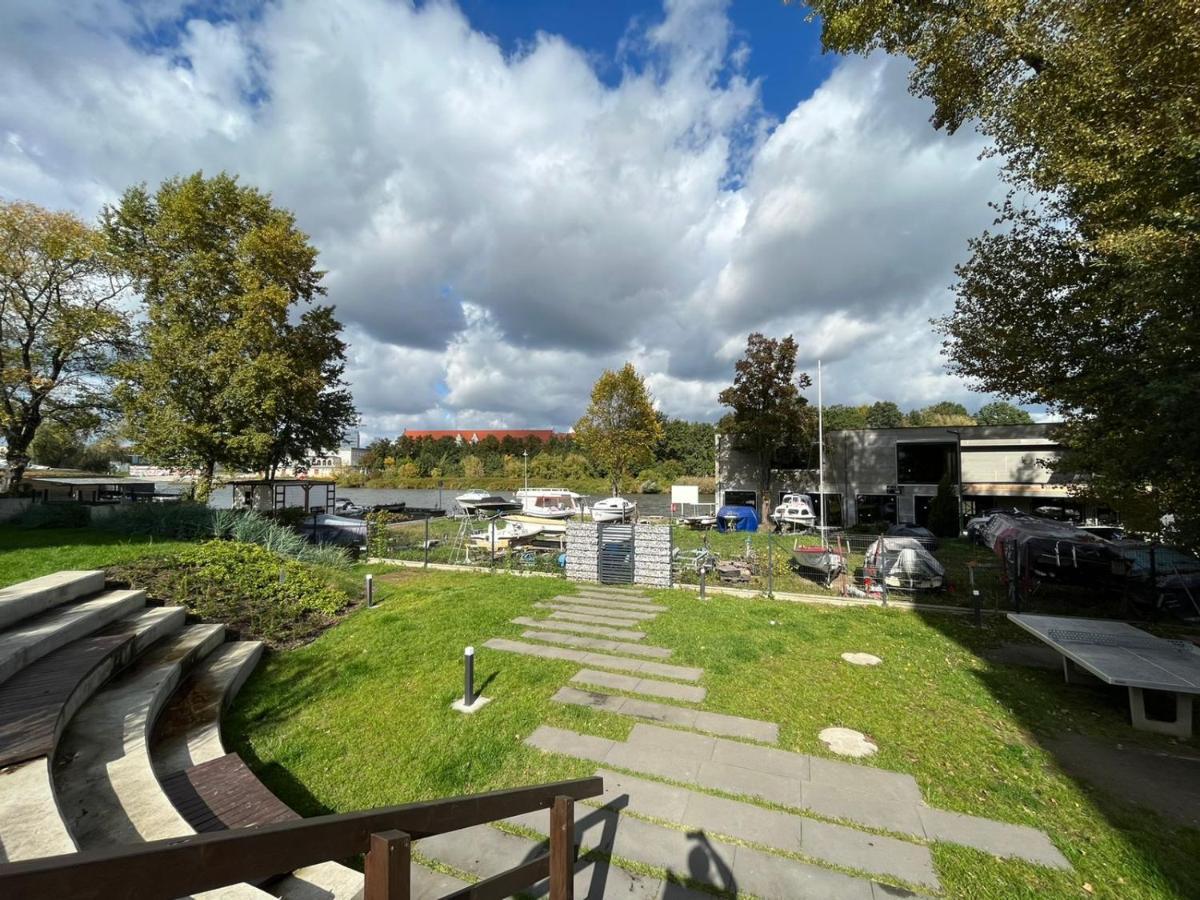 Komfortowy Apartament Z Parkingiem วรอตซวาฟ ภายนอก รูปภาพ