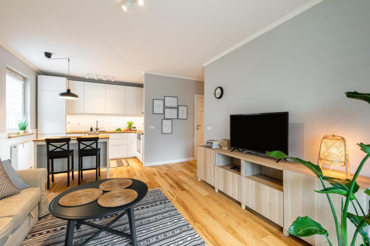Komfortowy Apartament Z Parkingiem วรอตซวาฟ ภายนอก รูปภาพ